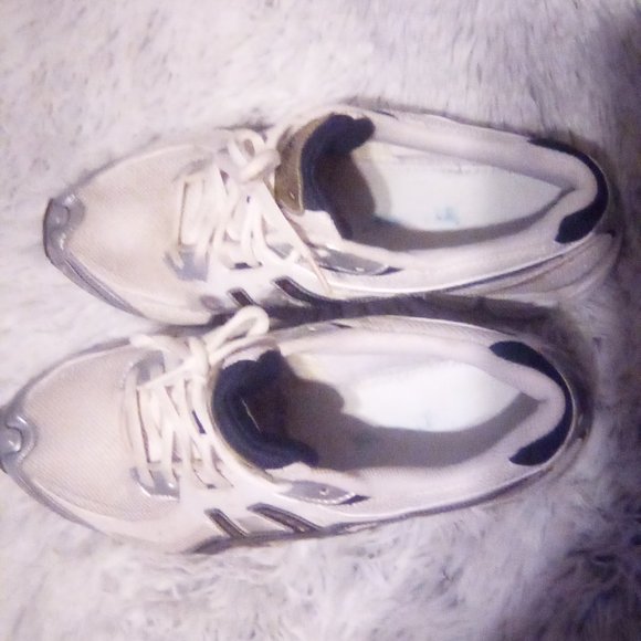 ASICS Men\'s gel running shoe Antares size 12 gently used